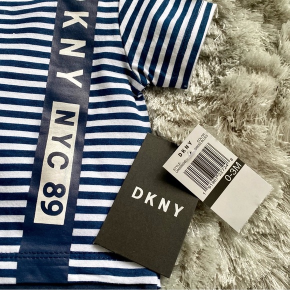 DKNY Navy & White Stripe Short Sleeve Romper Size 0-3 Months NWT - Picture 4 of 4